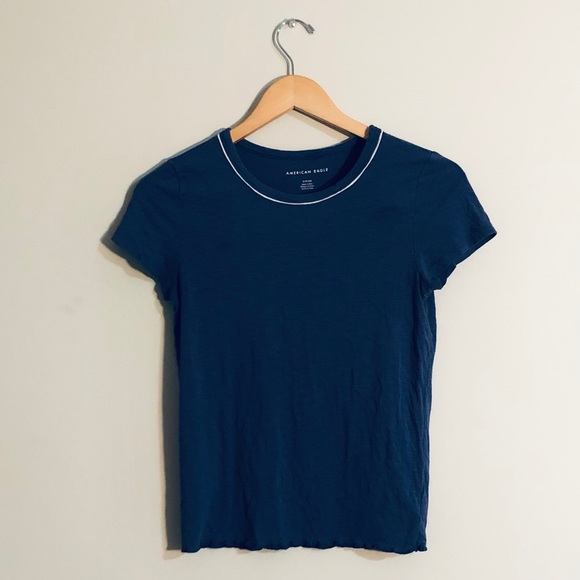 ⭐️5/$25 | AMERICAN EAGLE | Navy Blue Tee-shirt | Small - Picture 1 of 3
